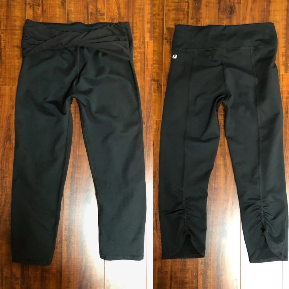 Fabletics Cropped Ruched Leggings - Picture 6 of 14